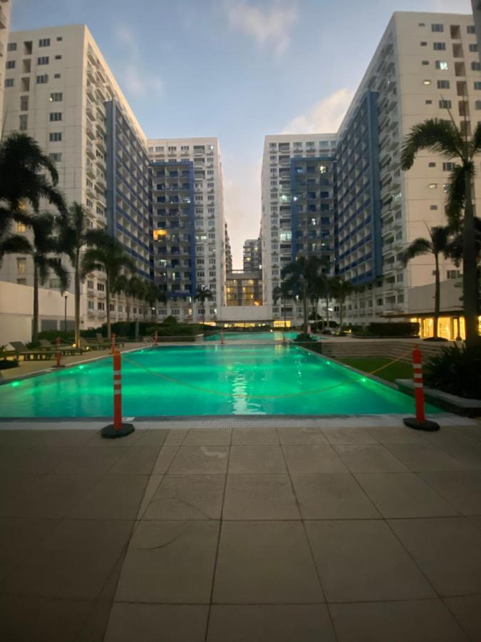 Azenith Staycation At Sea Residences Moa Pasay Eksteriør billede