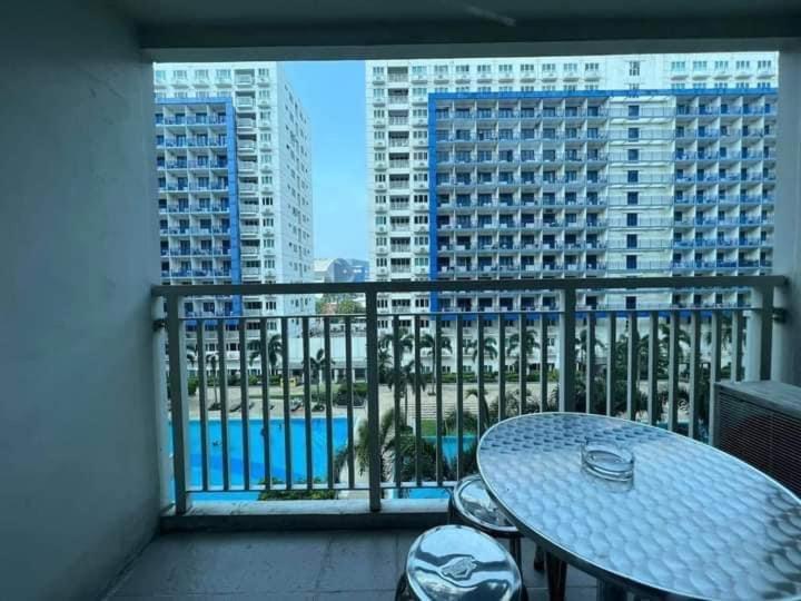 Azenith Staycation At Sea Residences Moa Pasay Eksteriør billede